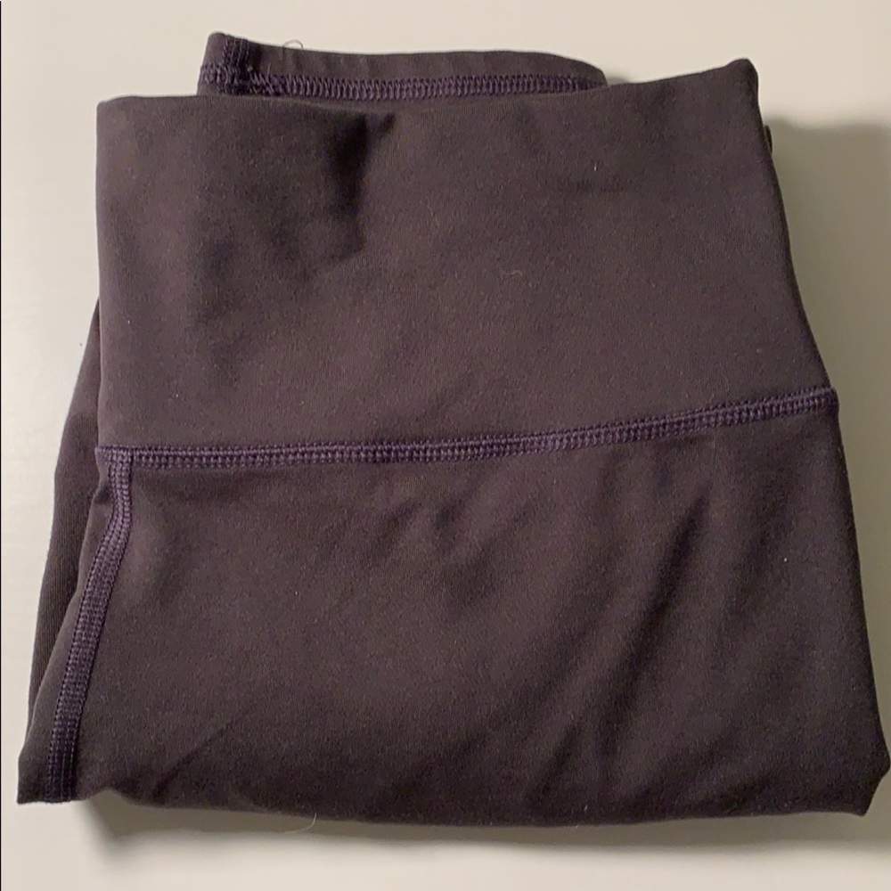 Fabletics High-Waisted Solid Powerhold 7/8 Legging